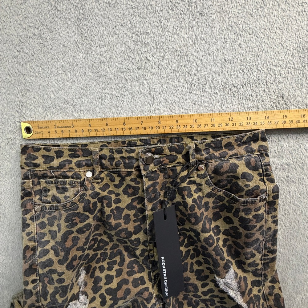 Rockstar Original Leopard Print Stacked Cargo Flare Jeans Distressed Camo Small - Picture 8 of 9